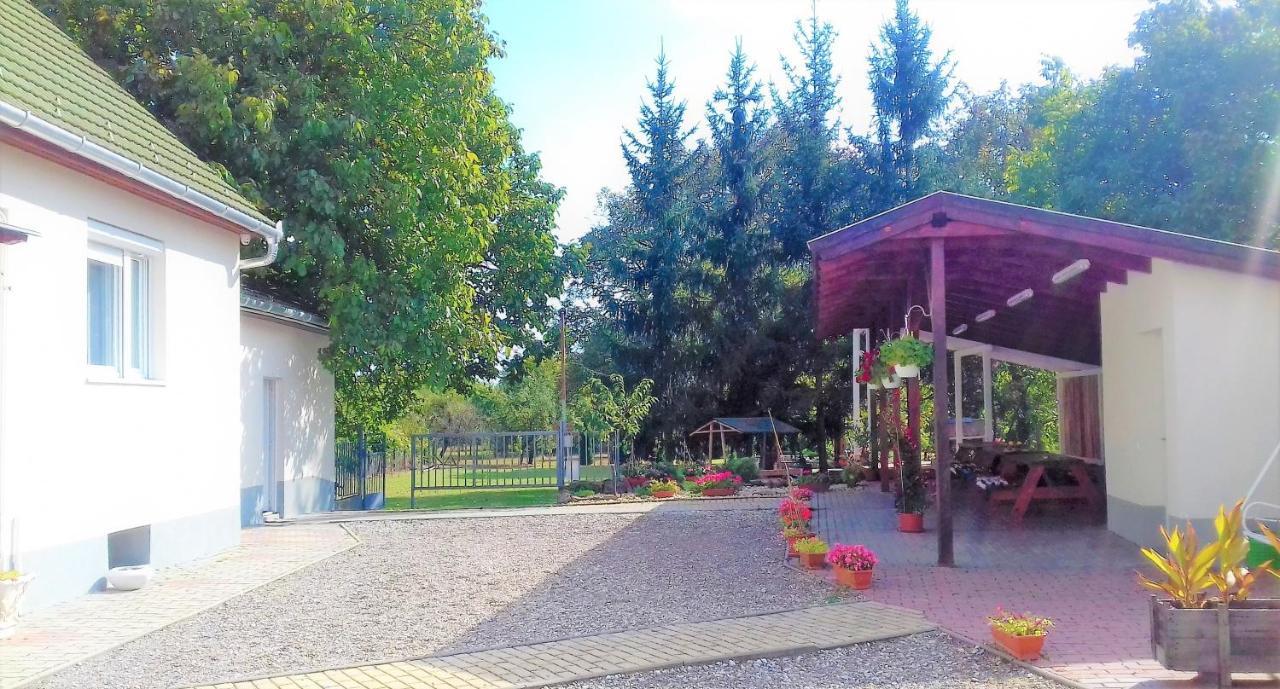 Kristaly Vendeghaz Otel Bogács Dış mekan fotoğraf